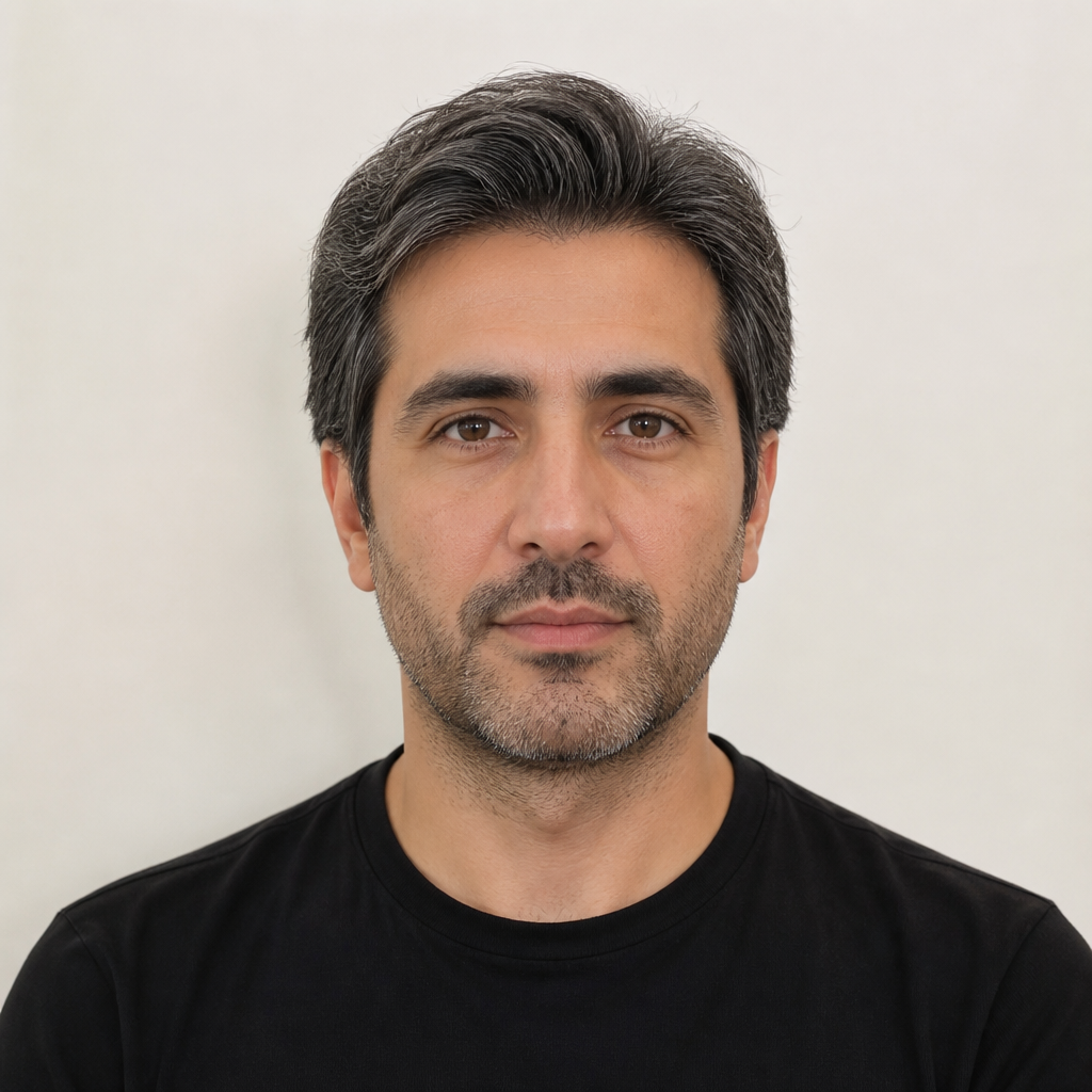 نمونه خروجی پرامپت عکس پروفایل مینیمال رنگی